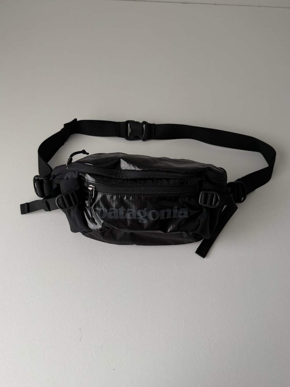 Vintage PATAGONIA Black PVC Hip Waist Bag 5L Sz Medium